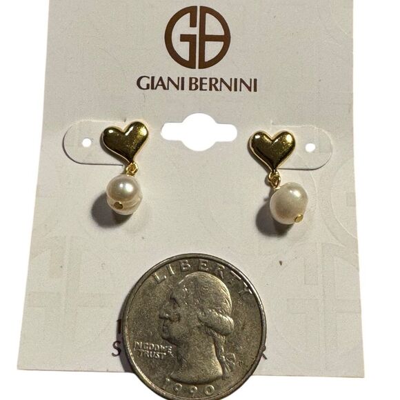 Giani Bernini Sterling Silver 18k Gold plated Heart cultured Pearl Drop Earrings - Picture 3 of 4